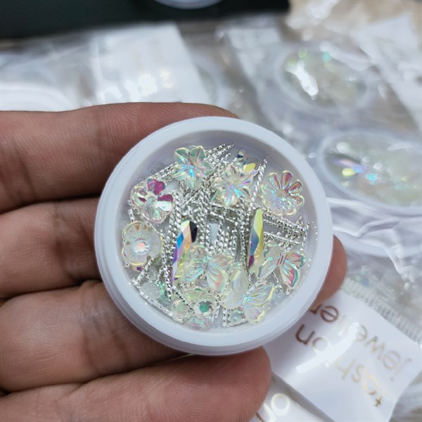CHARM CÂY MIX (Hủ Tròn)