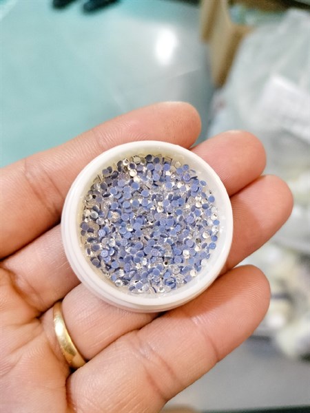 ĐÁ YHB LẺ SIZE (Hủ)