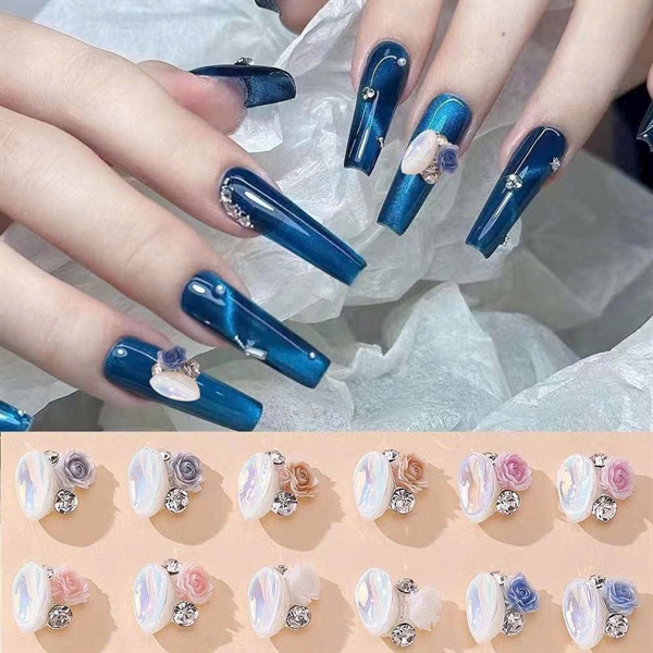 CHARM HOA ĐÁ
