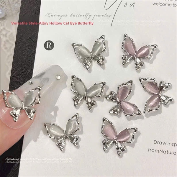 CHARM KIM LOẠI BƯỚM MẮT MÈO